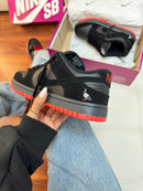 Nk Dunk Sb Black Red bird