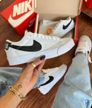 Nk Blazer Low Branco Preto